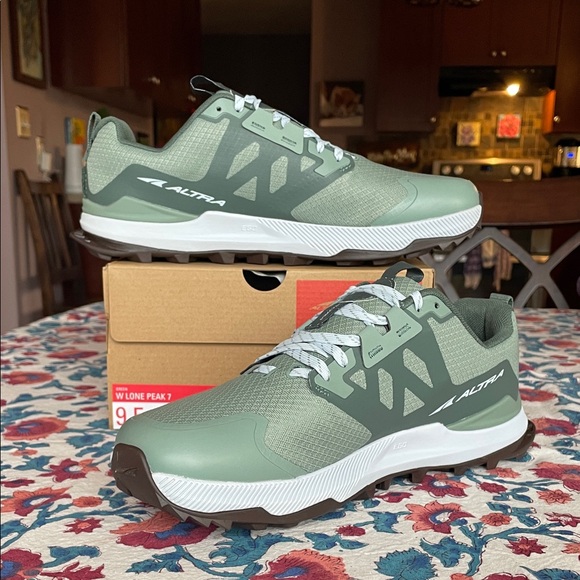 Altra Lone Peak 7 Sage Green Shoes - Women’s 9.5 - Picture 4 of 6